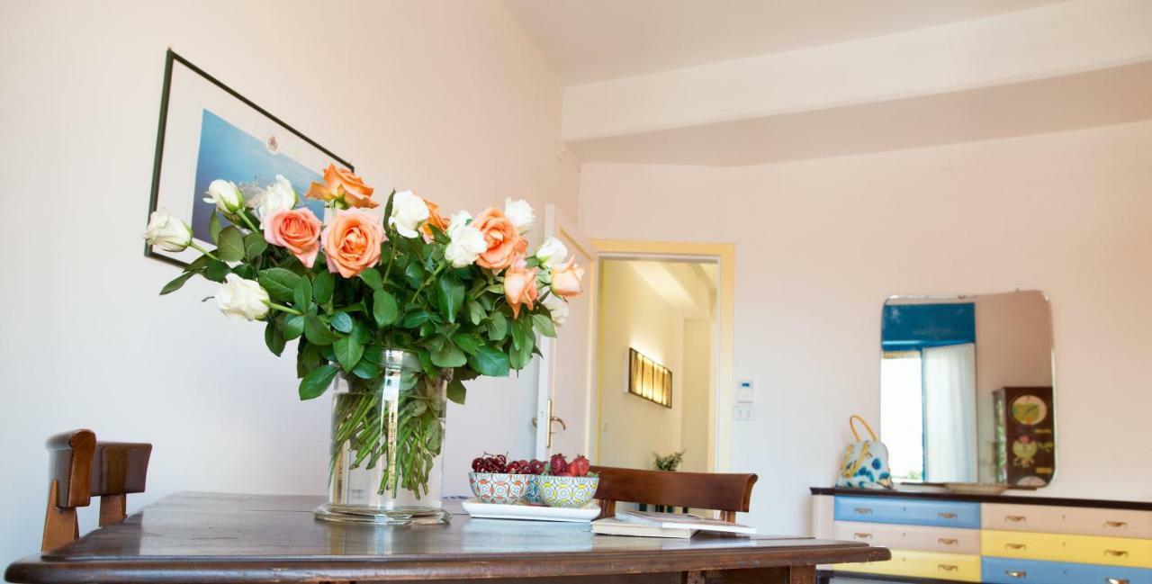 Emiolia Apartment Милацо Екстериор снимка