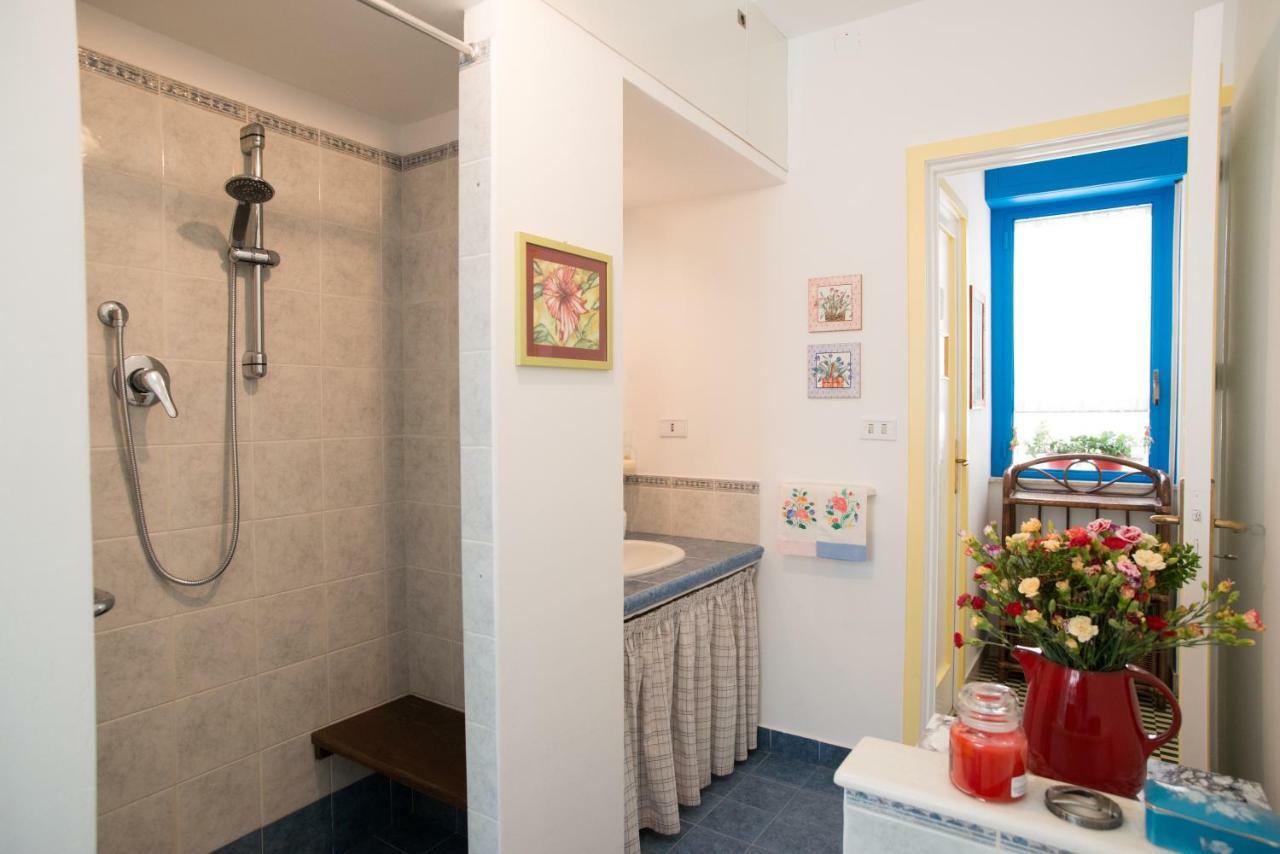 Emiolia Apartment Милацо Екстериор снимка